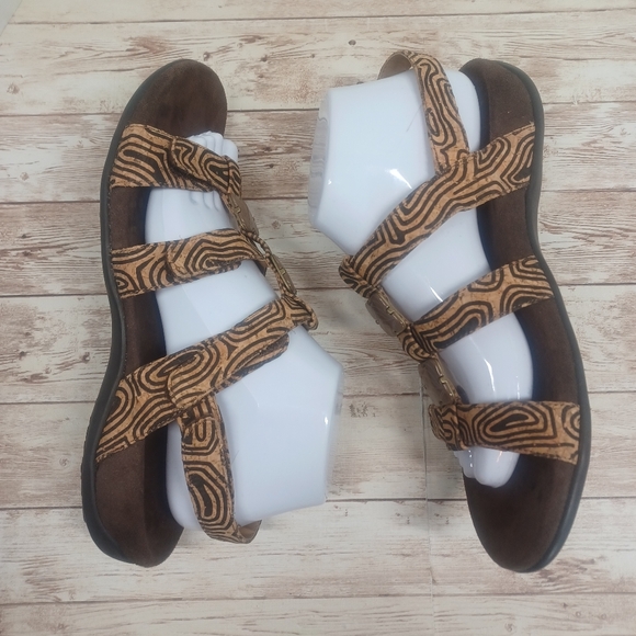 Vionic Orthotic Insole Footbed Brown Black Tan Cork Faux Woodgrain Size 9 Sandal - Picture 9 of 14